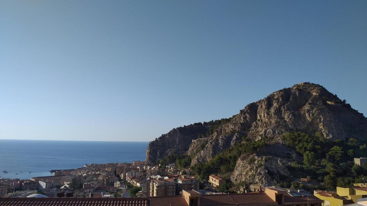 La Casetta Di Laura Cefalu Bagian luar foto